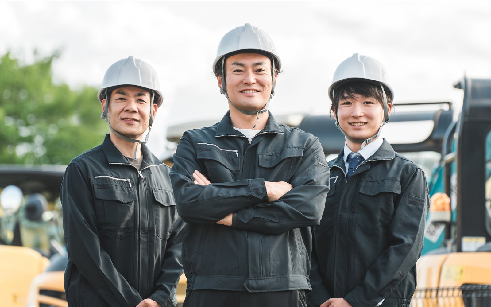 構想を装置として形にする技術作業の様子